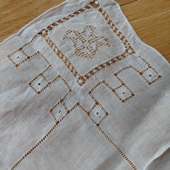 Vintage Handkerchief Openwork Hankie White Wedding Handmade Embroidered Crowns - Picture 6 of 10